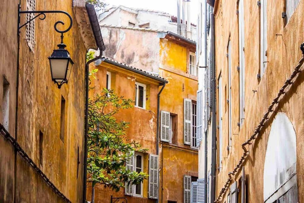 Studio Au Coeur D'Aix Avec Balcon Et Parking Aix-en-Provence Eksteriør billede